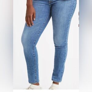 Signature by Levi Strauss Light Blue Skinny Jeans